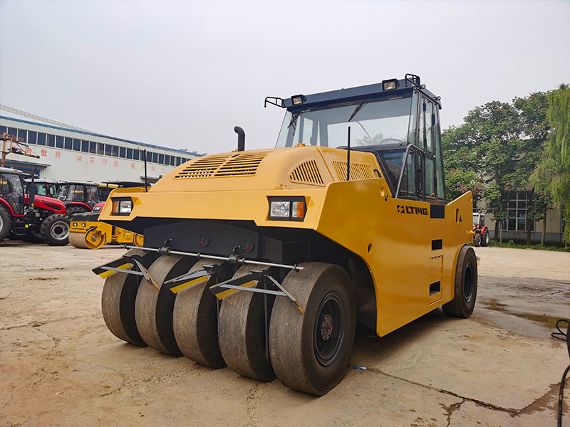 Contrôle technique compacteur à pneus